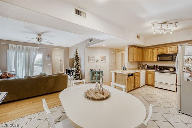 5655 East Sahara Avenue 2060, Las Vegas, NV 89142