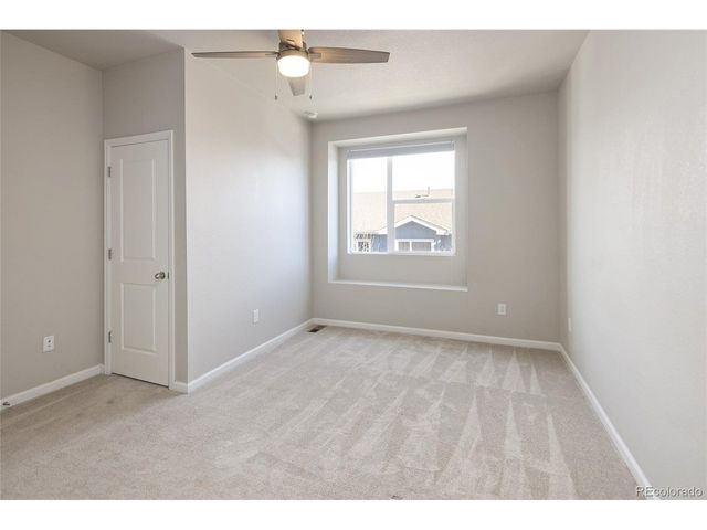 1033 Oak Cir, Lakewood, CO 80215