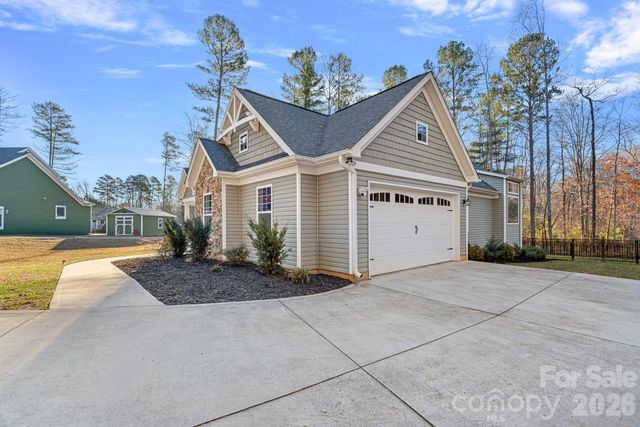 4448 Outlook Drive, Iron Station, NC 28080