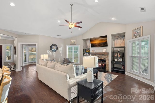 4448 Outlook Drive, Iron Station, NC 28080