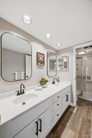 590 Sarah Lane 208, St Louis, MO 63141