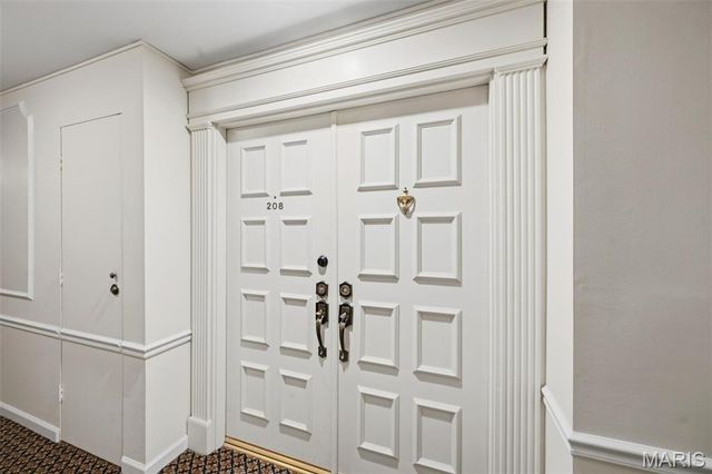 590 Sarah Lane 208, St Louis, MO 63141