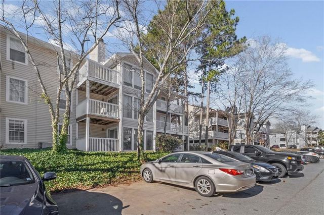 1701 Augusta Drive SE, Marietta, GA 30067
