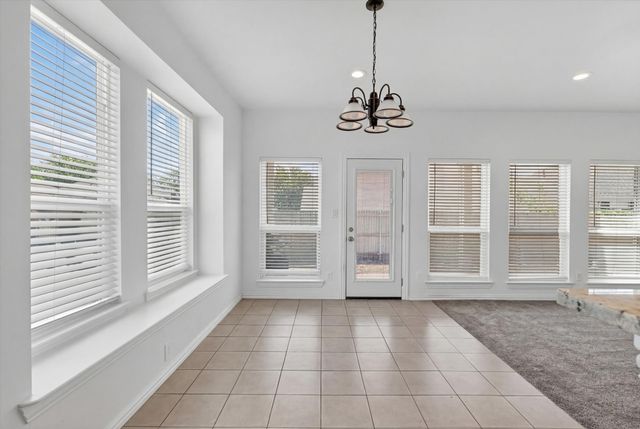 3304 Landhope Circle, Arlington, TX 76016