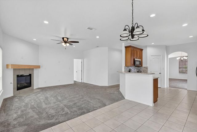 3304 Landhope Circle, Arlington, TX 76016