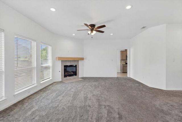 3304 Landhope Circle, Arlington, TX 76016