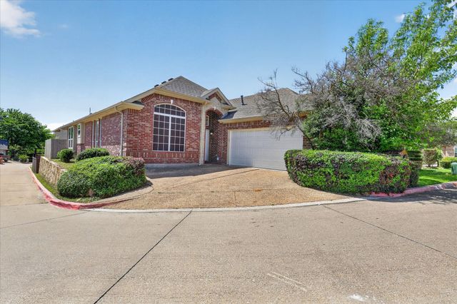 3304 Landhope Circle, Arlington, TX 76016