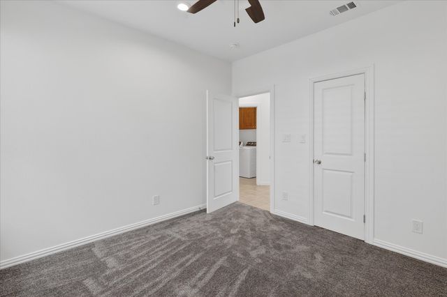 3304 Landhope Circle, Arlington, TX 76016