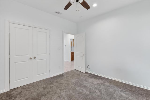 3304 Landhope Circle, Arlington, TX 76016