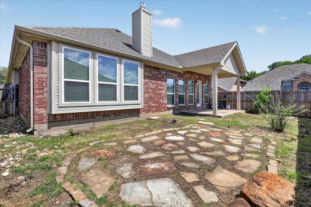 3304 Landhope Circle, Arlington, TX 76016