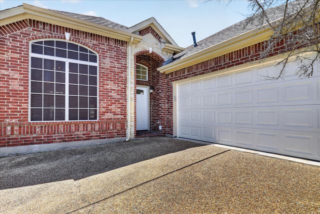 3304 Landhope Circle, Arlington, TX 76016