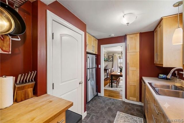 190 Springville Avenue, Amherst, NY 14226