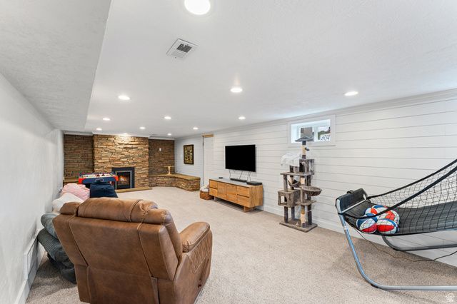 1019 E 400 N, Bountiful, UT 84010