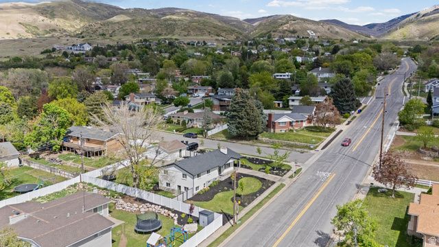 1019 E 400 N, Bountiful, UT 84010