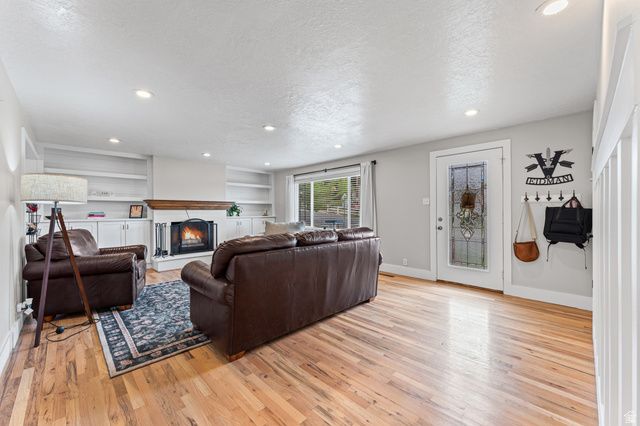 1019 E 400 N, Bountiful, UT 84010
