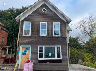 40 Cliff Street, Canajoharie Village, NY 13317