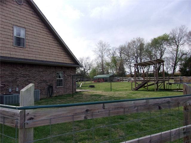 2887 Habberton Road, Springdale, AR 72764