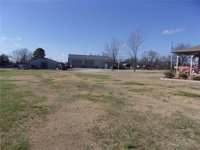 2887 Habberton Road, Springdale, AR 72764