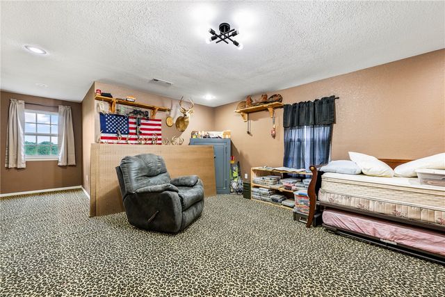 2887 Habberton Road, Springdale, AR 72764