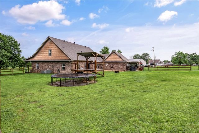 2887 Habberton Road, Springdale, AR 72764