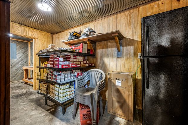 2887 Habberton Road, Springdale, AR 72764