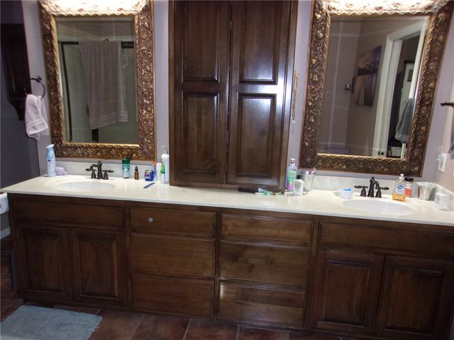 2887 Habberton Road, Springdale, AR 72764