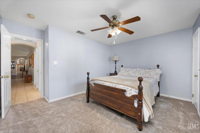 4309 Silver Maple Court, Bakersfield, CA 93313