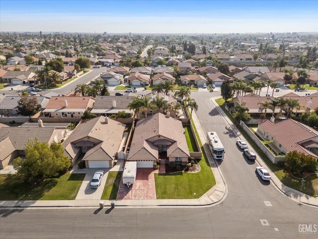4309 Silver Maple Court, Bakersfield, CA 93313