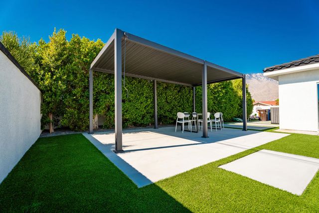 2090 W Nicola Road, Palm Springs, CA 92262