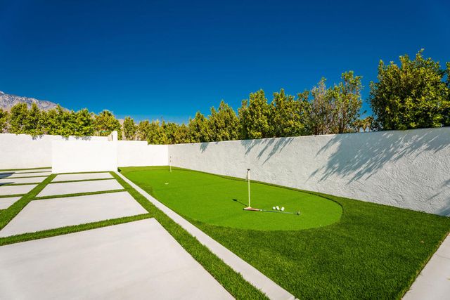 2090 W Nicola Road, Palm Springs, CA 92262