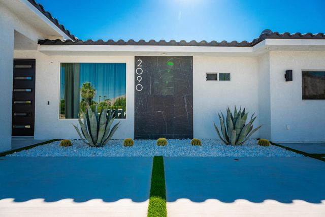 2090 W Nicola Road, Palm Springs, CA 92262