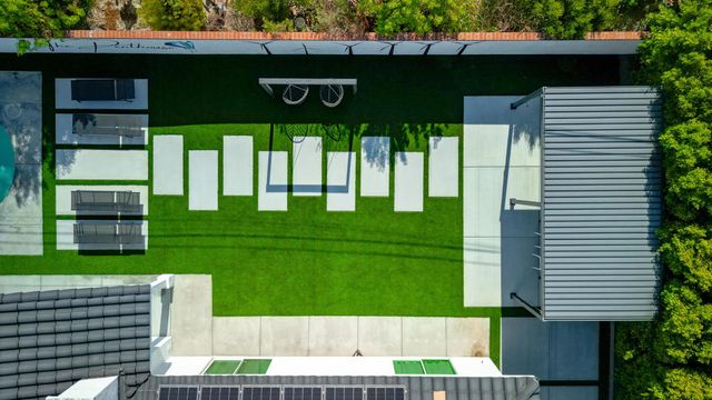 2090 W Nicola Road, Palm Springs, CA 92262