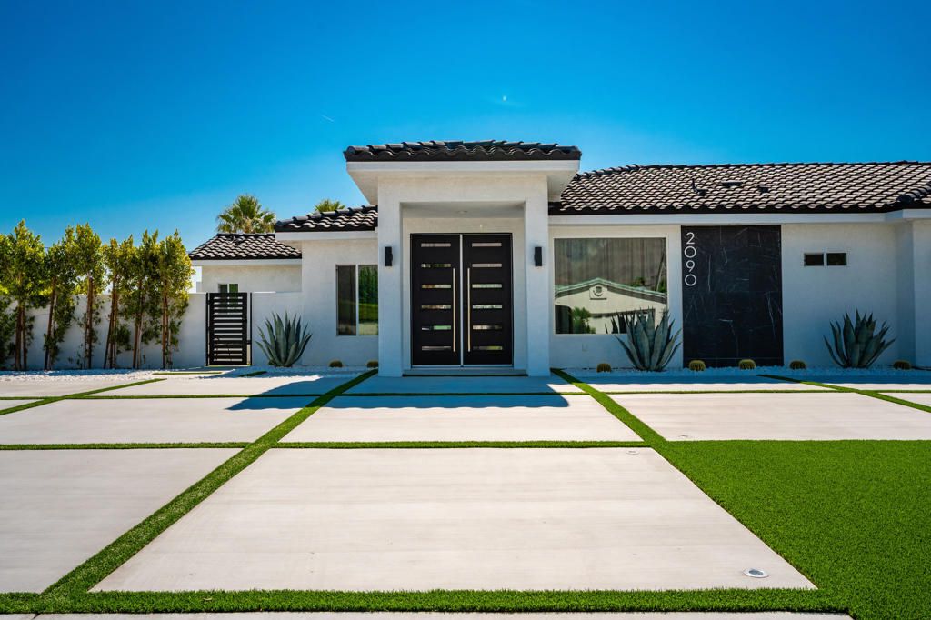 2090 W Nicola Road, Palm Springs, CA 92262