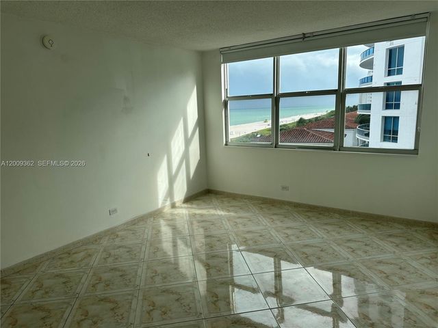6039 Collins Ave 826, Miami Beach, FL 33140