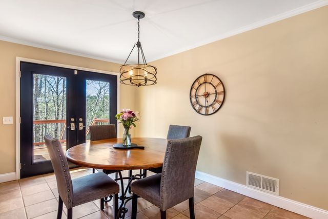 581 Roberts Ridge Road, Ellijay, GA 30540