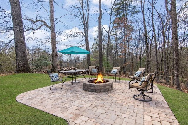 581 Roberts Ridge Road, Ellijay, GA 30540