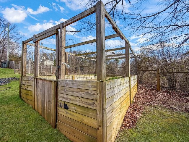 581 Roberts Ridge Road, Ellijay, GA 30540