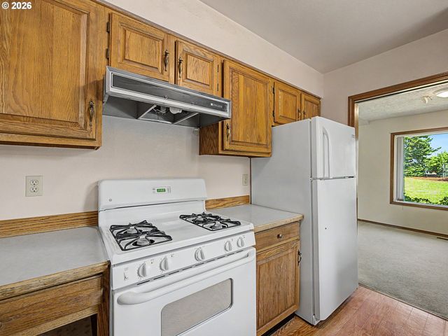 22713 Se NAOMI Dr, Damascus, OR 97089