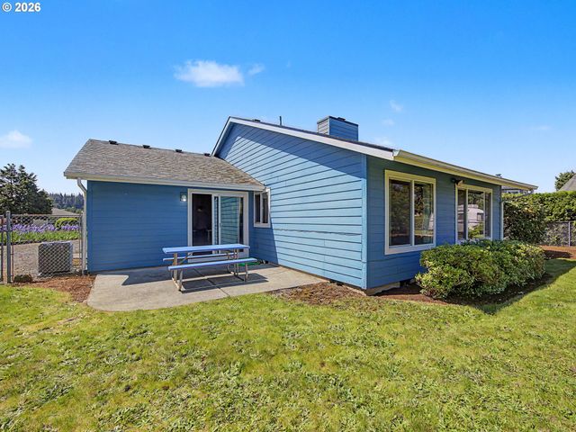22713 Se NAOMI Dr, Damascus, OR 97089