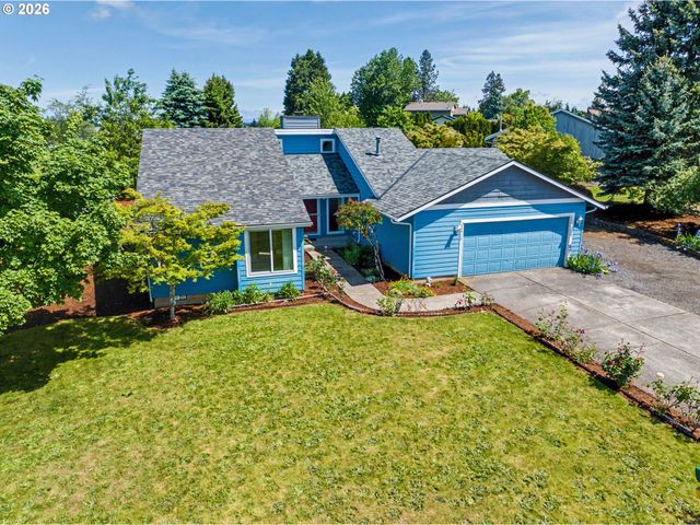22713 Se NAOMI Dr, Damascus, OR 97089