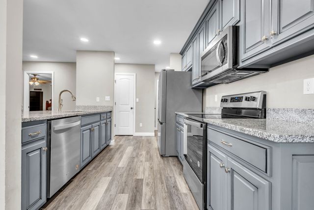 156 Old Post Rd, Mcminnville, TN 37110