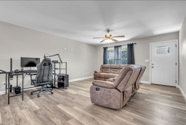 156 Old Post Rd, Mcminnville, TN 37110