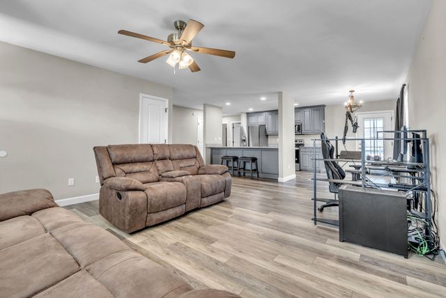 156 Old Post Rd, Mcminnville, TN 37110