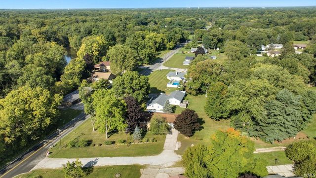 23559-1 County Road 16, Elkhart, IN 46516