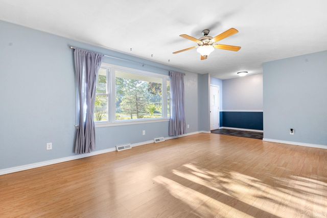 23559-1 County Road 16, Elkhart, IN 46516