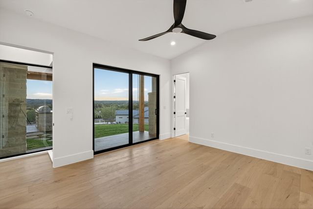 400 Emerald WAY, Horseshoe Bay, TX 78657