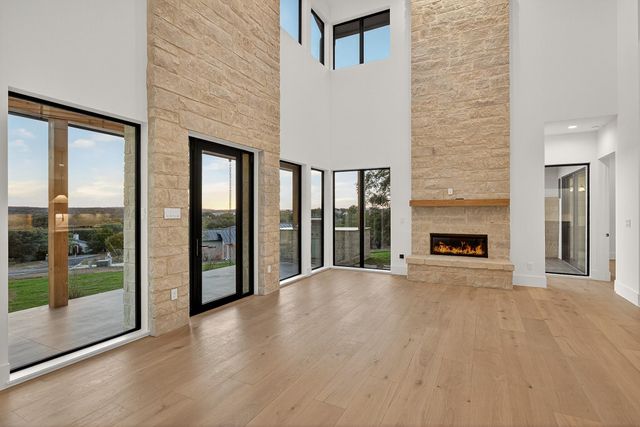 400 Emerald WAY, Horseshoe Bay, TX 78657