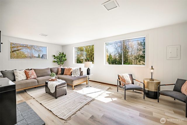 215 E Front Street, Lynden, WA 98264