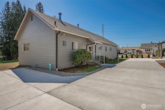 215 E Front Street, Lynden, WA 98264
