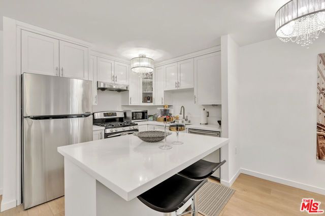 9950 Durant Drive 409, Beverly Hills, CA 90212